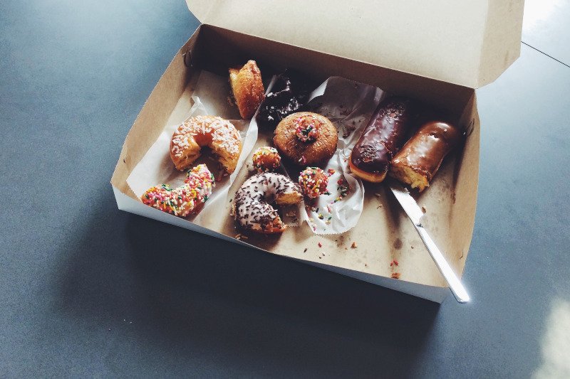 Te triki pozwolą utrzymać świeżość pączków przez długi czas.