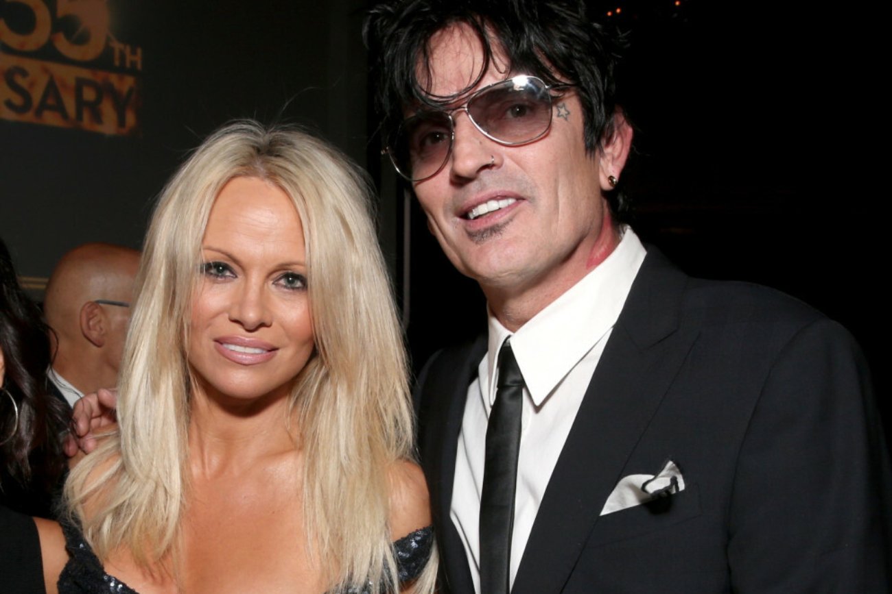 Pamela Anderson wzięła ślub m.in. z Tommym Lee i Kid Rockiem. Kto jeszcze był jej mężem? (LISTA) Pamela Anderson wzięła ślub m.in. z Tommym Lee i Kid Rockiem. Kto jeszcze był jej mężem? (LISTA)