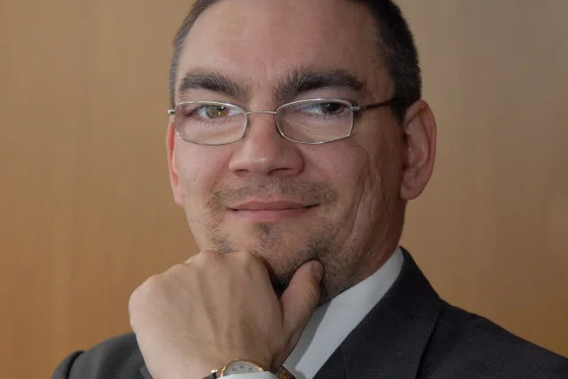 Dr Adam Drozdowski