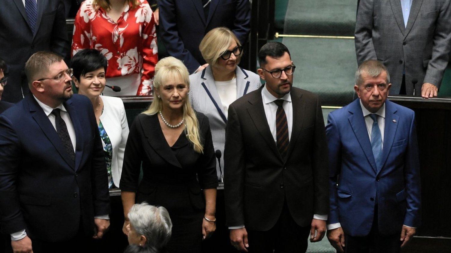 Czworo posłów zaprzysiężonych. Czworo posłów zaprzysiężonych.