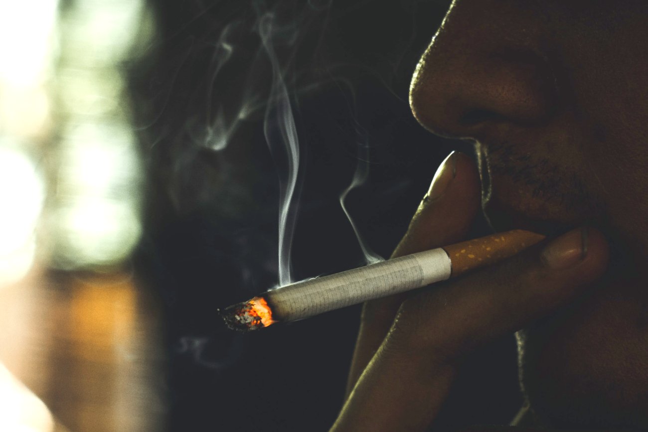 Nowa Zelandia idzie na wojnę z papierosami. Rocznik 2008 nigdy nie kupi ich tam legalnie