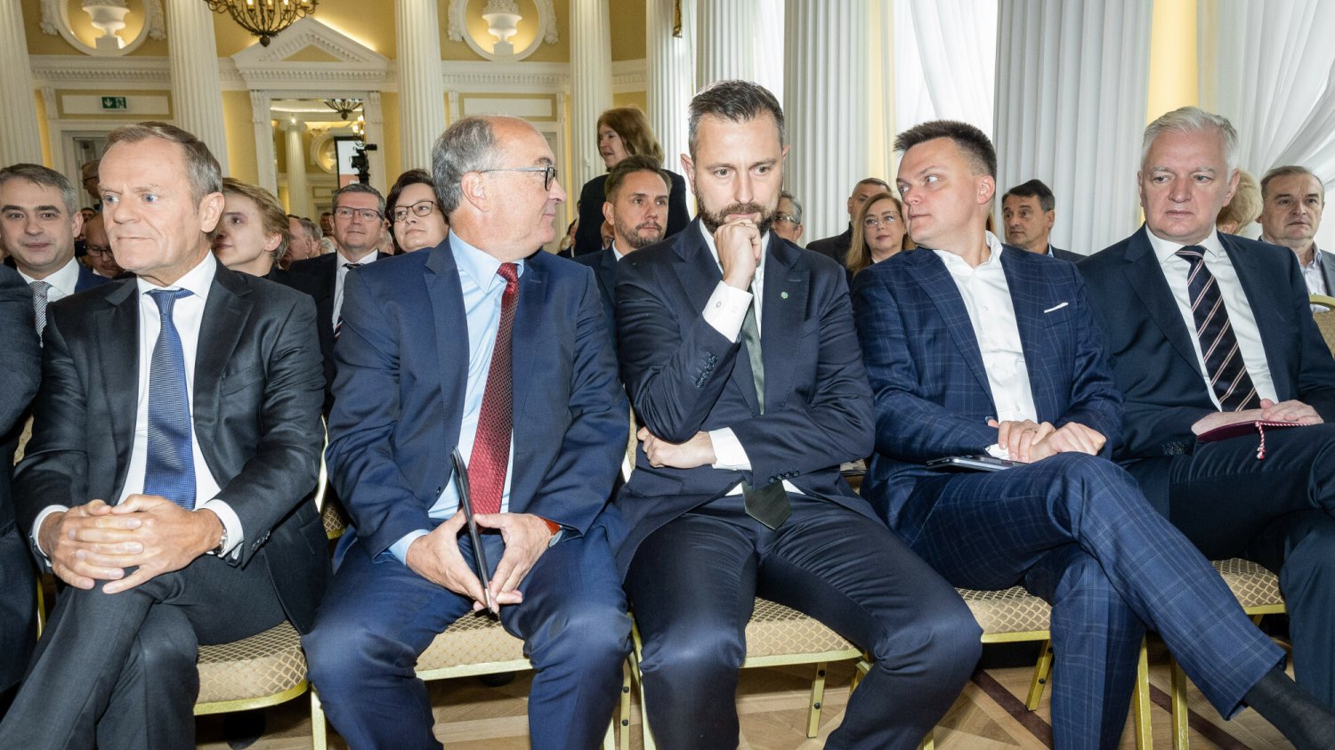 Wyniki sondażu Research Partner dla części opozycji są bardzo kiepskie. Liderzy opozycji w Polsce: Donald Tusk, Włodzimierz Czarzasty, Władysław Kosiniak-Kamysz, Szymon Hołownia i Jarosław Gowin.