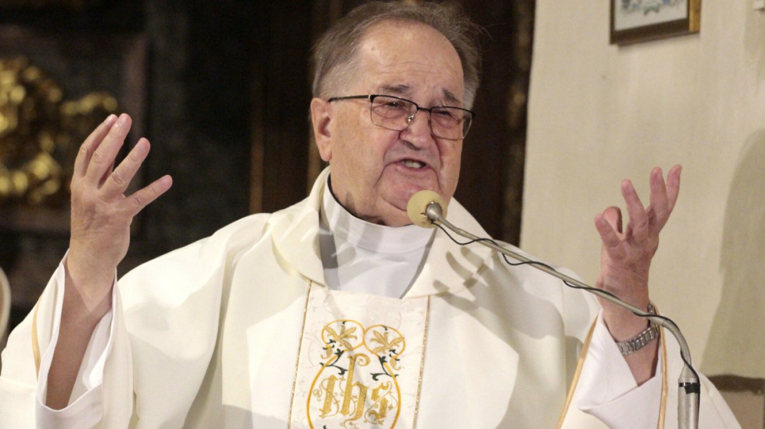 Nagła akcja CBA. Agenci weszli do fundacji ojca Tadeusza Rydzyka CBA weszła do obiektów fundacji Tadeusza Rydzyka