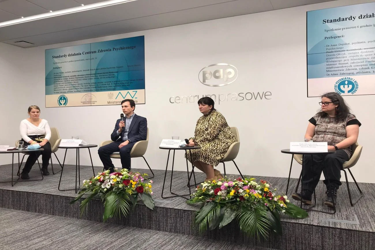 Konferencja prasowa poświęconej Centrom Zdrowia Psychicznego, Warszawa 6 grudnia 2021 r.