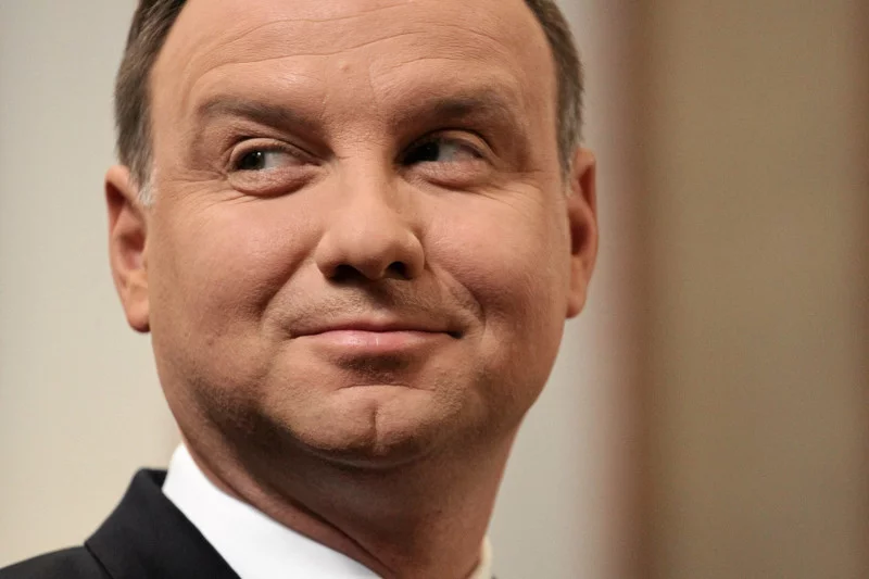 Prof. Zimmermann publicznie upokarza prezydenta Dudę, a wyznawcy PiS kontratakują. "Znów pluje na swojego ucznia"
