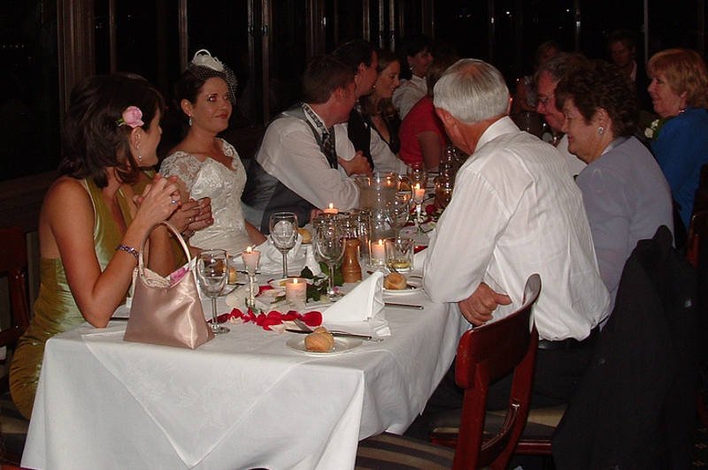 Wesela, komunie i chrzciny to imprezy sprzyjającej towarzyskim faux pas...