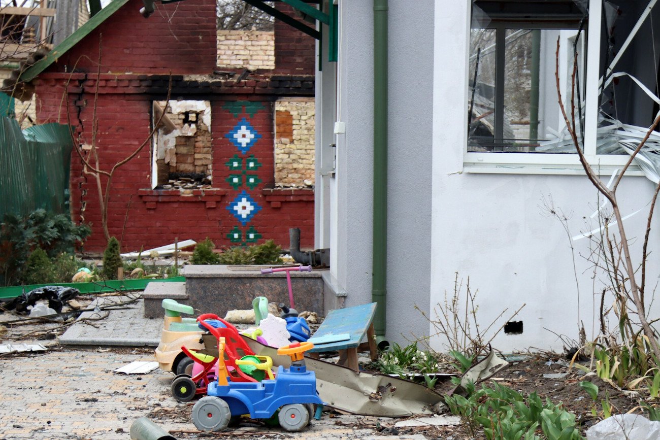 Na nagraniu opublikowanym przez SBU rosyjski żołnierz przyznał się matce do zabijania w Ukrainie cywilów, w tym dzieci.