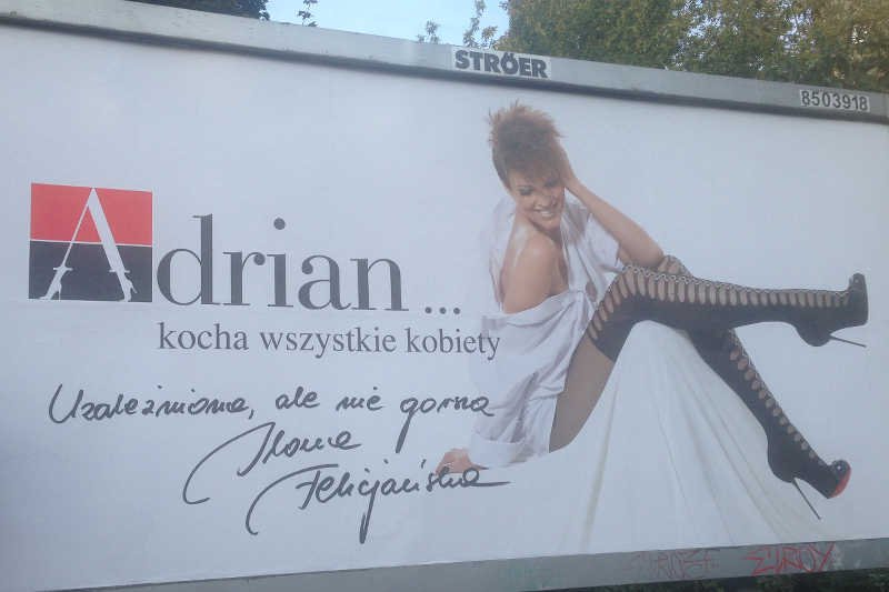 Ilona Felicjańska wystąpiła w kampanii znanej z kontrowersyjnych reklam marki rajstop Adrian.