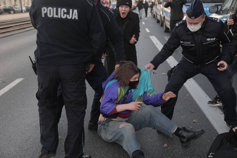 Warszawa: protest pod siedzibą Sądu Okregowego.