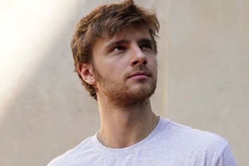 Maciej Musiał musiał zmierzyć się z krytyką po tym, jak poparł Paradę Równości w Warszawie.