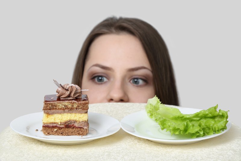 Im większe BMI kelnera, tym więcej zamawiamy. Niebezpieczne na diecie!