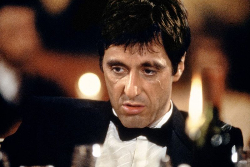 Al Pacino za rolę w "Człowieku z blizną" został nagrodzony przez Amerykański Instytut Filmowy nagrodą dla "100 najlepszych kwestii filmowych wszech czasów".