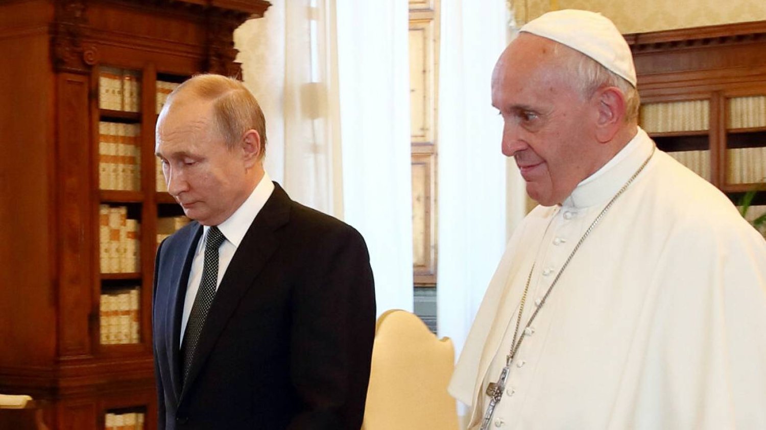 Czy zachowanie papieża Franciszka ws. wojny w Ukrainie wynika z treści tajemnic fatimskich?