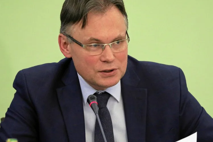 Arkadiusz Mularczyk z PiS oczekiwał przeprosin w laudacji na cześć Olgi Tokarczuk.