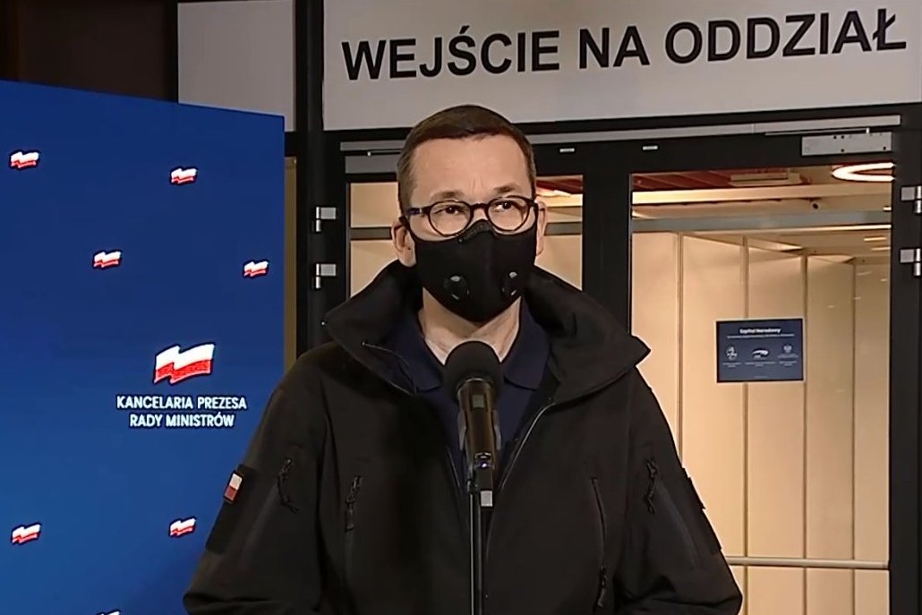 Mateusz Morawiecki na Stadionie Narodowym przekonywał o wielkim sukcesie dot. powstającego szpitala narodowego.