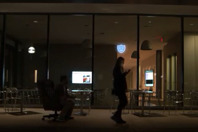 Ta aplikacja zapewni ci wirtualnego ochroniarza, który odprowadzi cię do domu