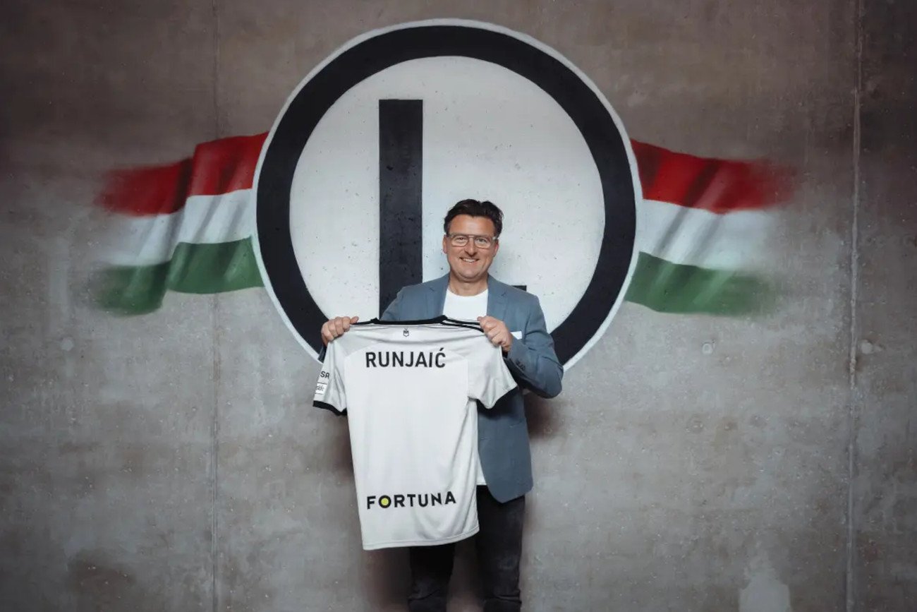 Kosta Runjaić związał się z warszawskim klubem dwuletnią umową. Niemiec wcześniej prowadził Pogoń Szczecin.