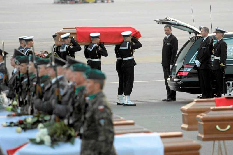 Zdjęcia ofiar katastrofy smoleńskiej zostały opublikowane na jednej z rosyjskich stron internetowych.