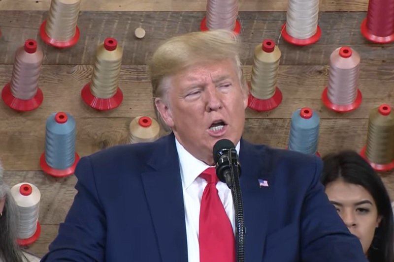 Donald Trump lekceważąco skomentował sytuację w Syrii.