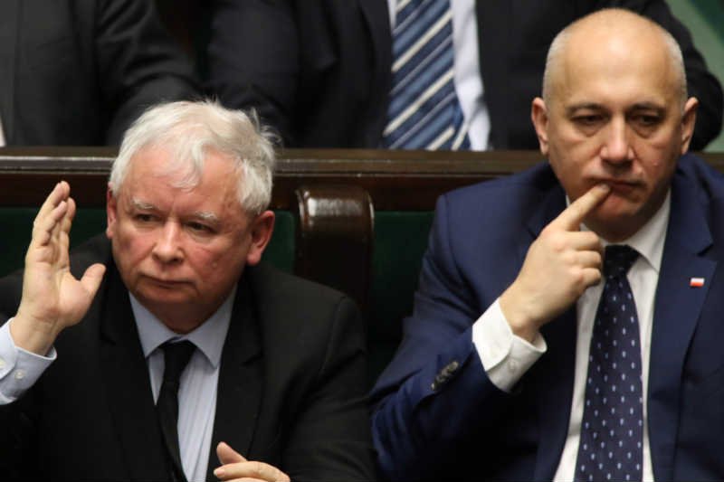 Joachim Brudziński wdał się w żenującą pyskówkę z internautą.