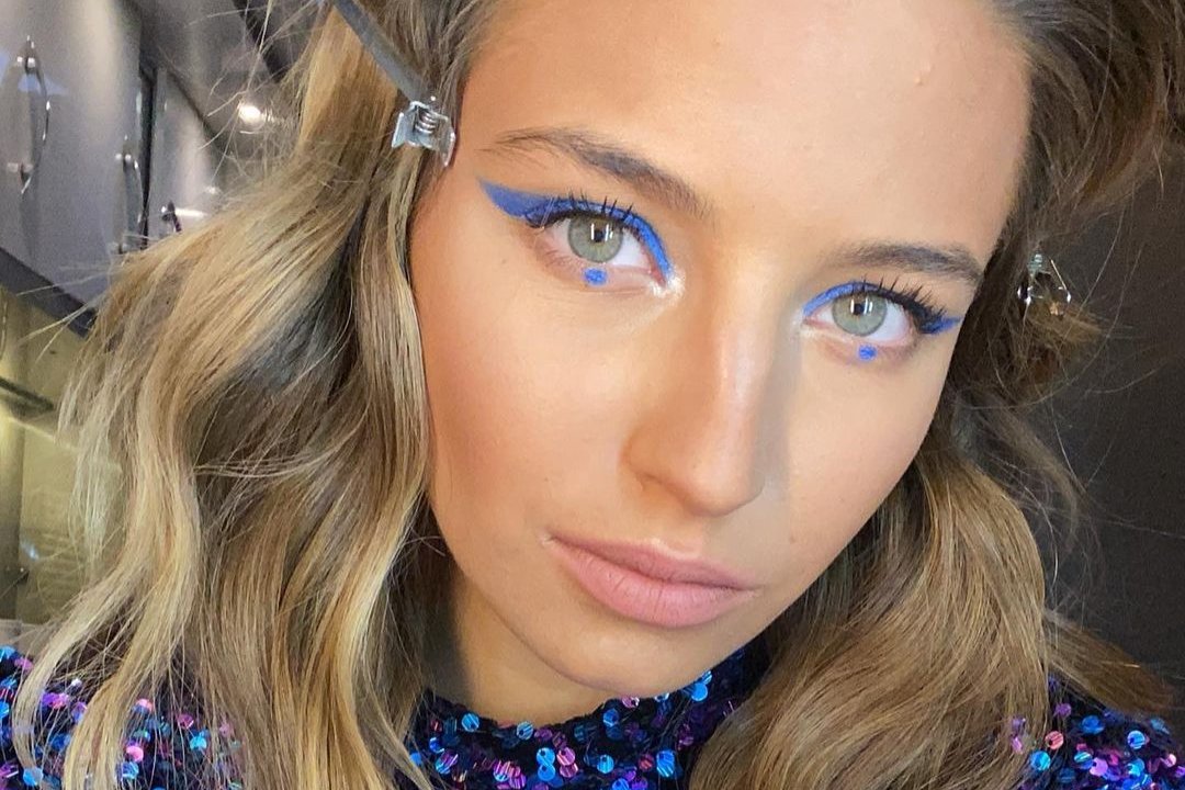 Julia Wieniawa wdała się w dyskusję z hejterką na temat swojego nosa