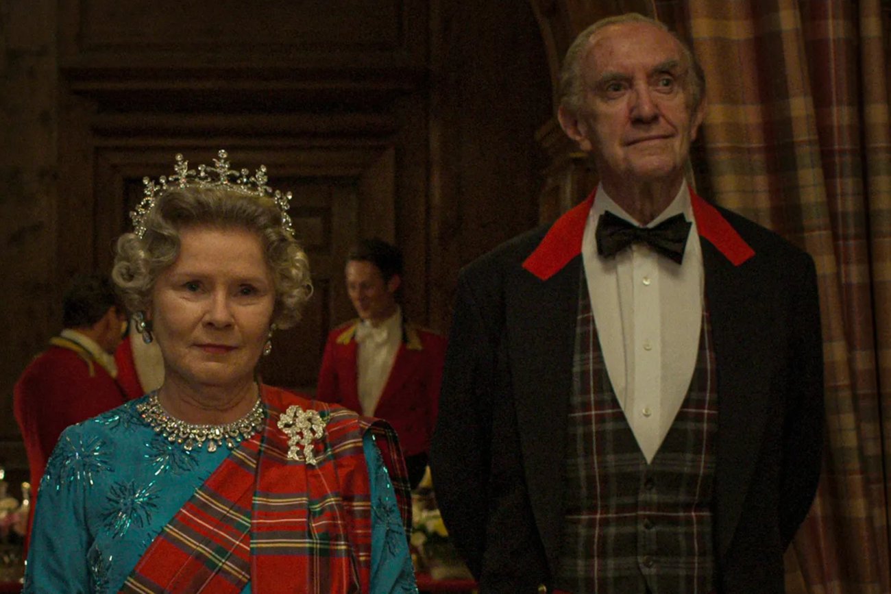 Jonathan Pryce zagrał księcia Filipa w "The Crown". Oto inne ikoniczne role aktora.