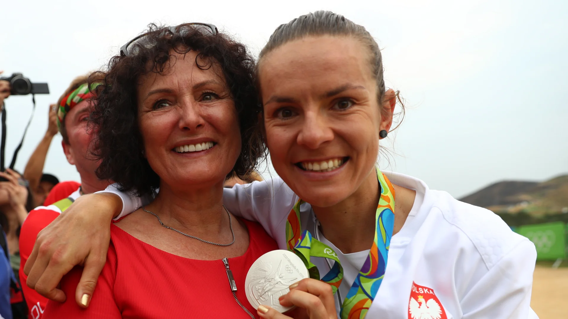 Maja ze swoją mamą, tuż po zdobyciu srebrnego medalu na Olimpiadzie w Rio.