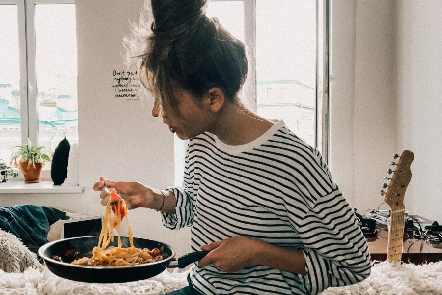 Jak zerwać toksyczną więź z jedzeniem? Pomoże... Instagram