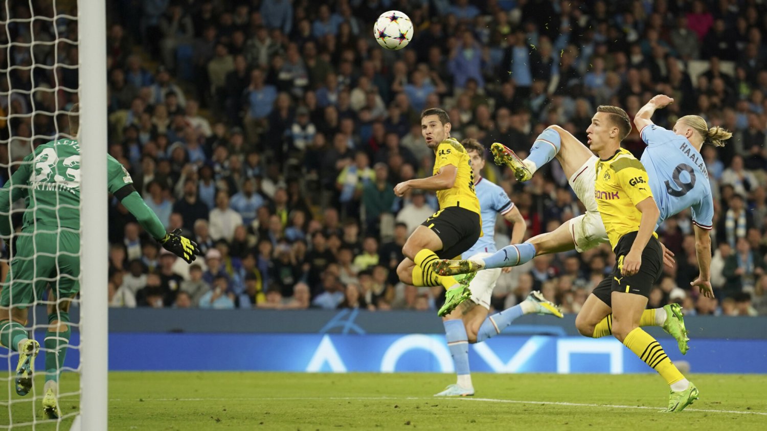 W ten sposób Erling Haaland strzelił zwycięskiego gola dla Man City w starciu ze swoją Borussią Dortmund