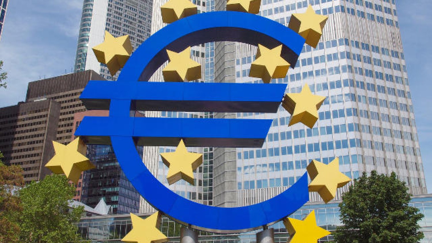 Przed przystąpieniem do strefy euro Polska powinna zreformować swoją gospodarkę