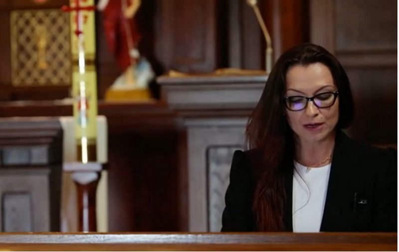 Anna Kamińska zszokowała swoim wyznaniem o zdradach męża, a jeszcze bardziej zdumiewa jej apel, aby wrócił do niej. Jaki, żona byłego posła PiS, miała cel wygłaszając "Psalm żony niezłomnej w wierze"?