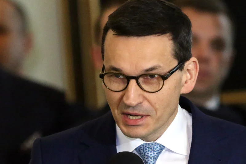 "Tezy" Mateusza Morawieckiego o korupcji sędziów w "Washington Examiner" wzbudziły emocje na Twitterze.