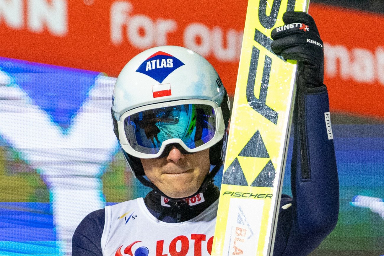 Kamil Stoch będzie podczas Turnieju Czterech Skoczni bronił tytułu zdobytego na początku 2021 roku.