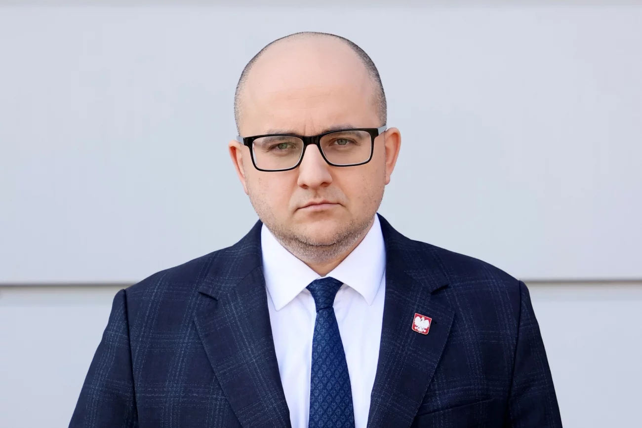Matecki zatrzymany przez ABW. Będzie doprowadzony na przesłuchanie.