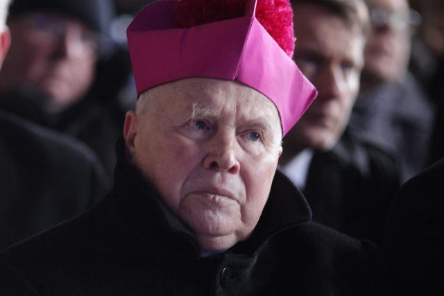 Abp Gocłowski miał rozległy wylew, jest nieprzytomny