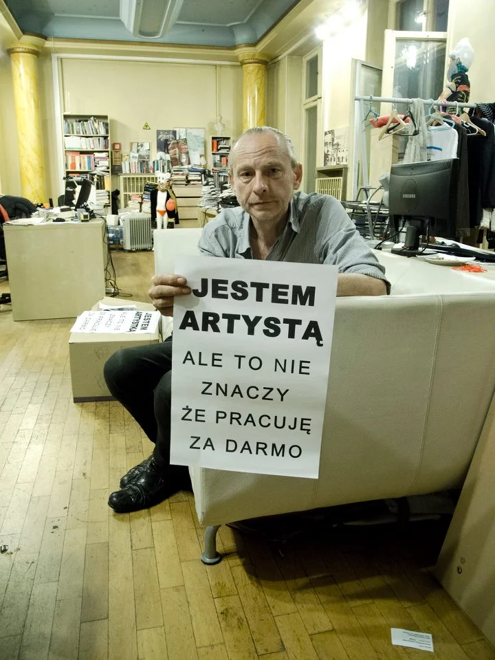 Zbigniew Libera
http://pl.wikipedia.org/wiki/Zbigniew_Libera_%28artysta%29