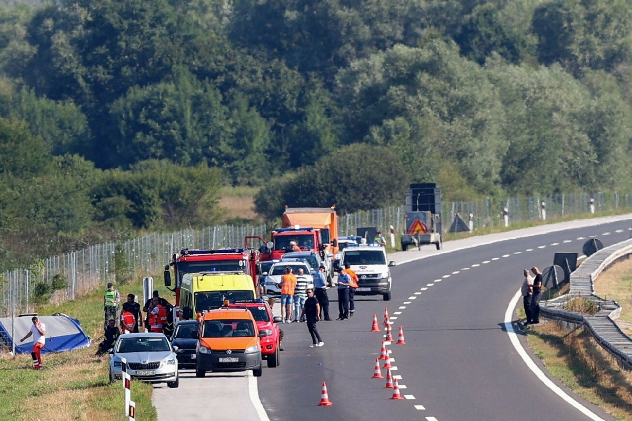 Adam Niedzielski jedzie do miejsca tragicznego wypadku