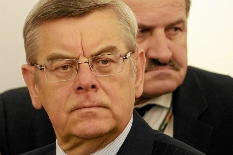 Prof. Tomasz Nałęcz apeluje, by nie śmiać się z ekspertów Macierewicza