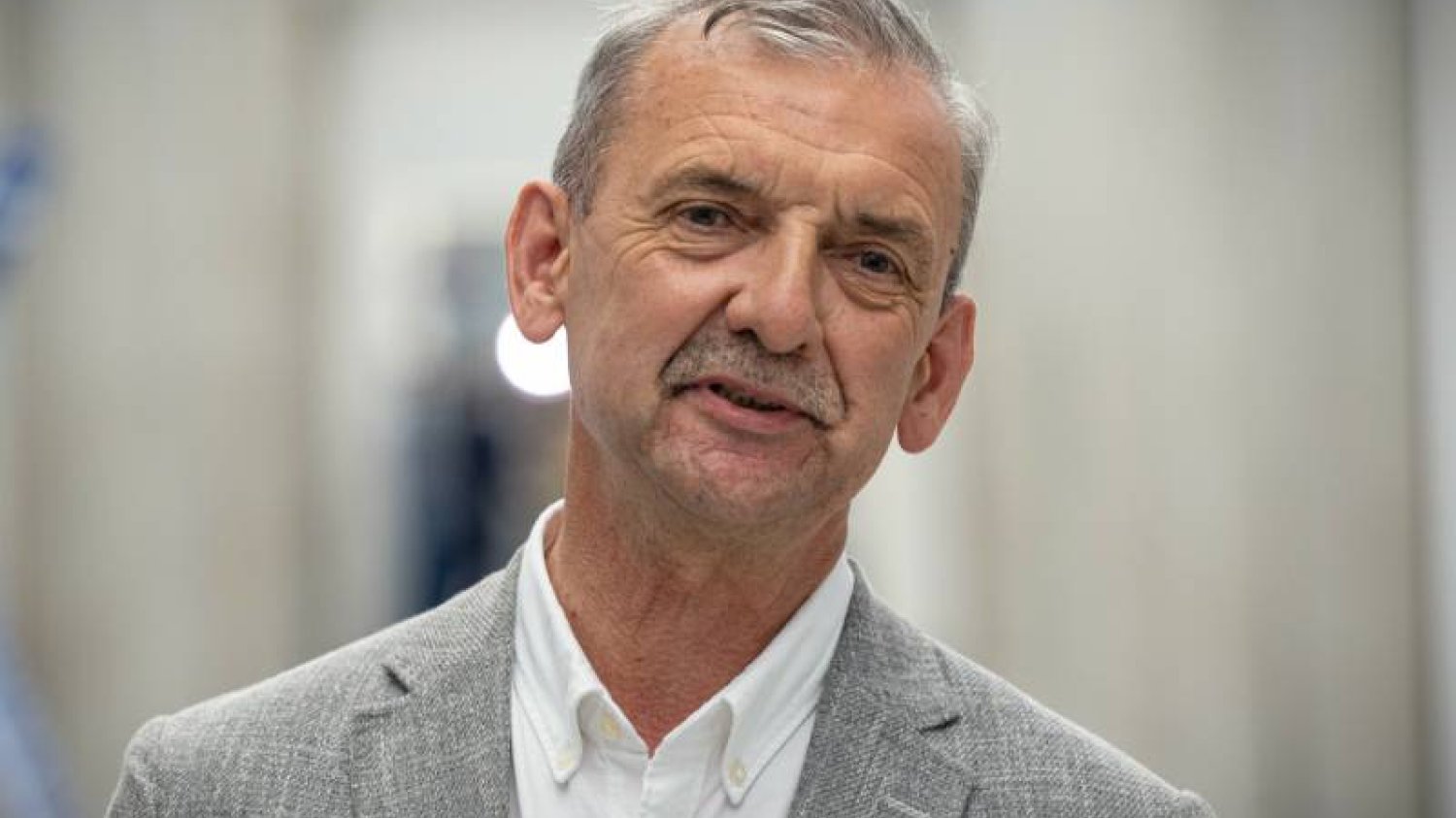 ZNP krytykuje słowa Tomasza Rzymkowskiego, w sprawie wynagrodzeń nauczycieli