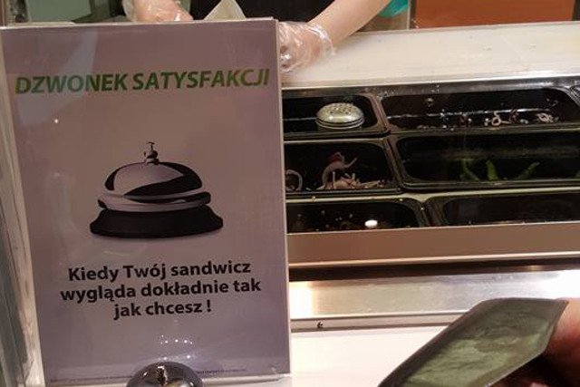 Czy pan już zadowolony? Proszę dzwonić.