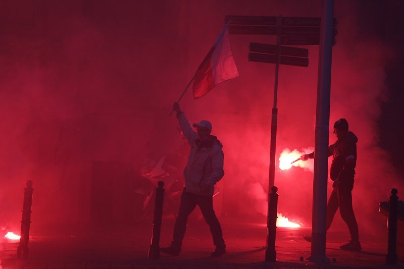 W Warszawie ruszył Marsz Niepodległości.