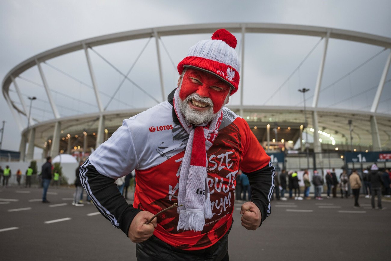 Kibice Biało-Czerwonych z pewnością szczelnie wypełnią trybuny na stadionach we Wrocławiu i Warszawie.