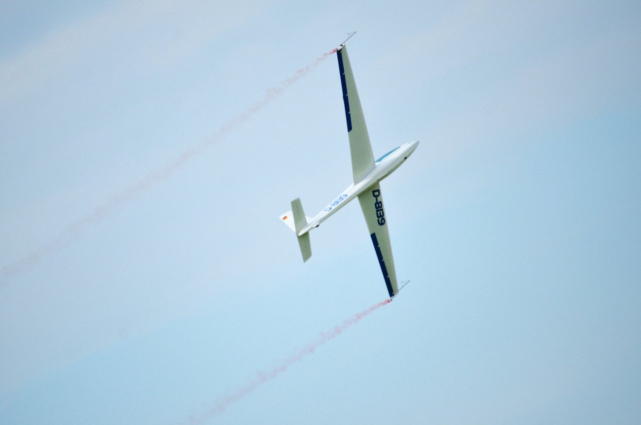 Tragiczny wypadek szybowca w Kościelcu pod Częstochową. Nie żyją dwie osoby