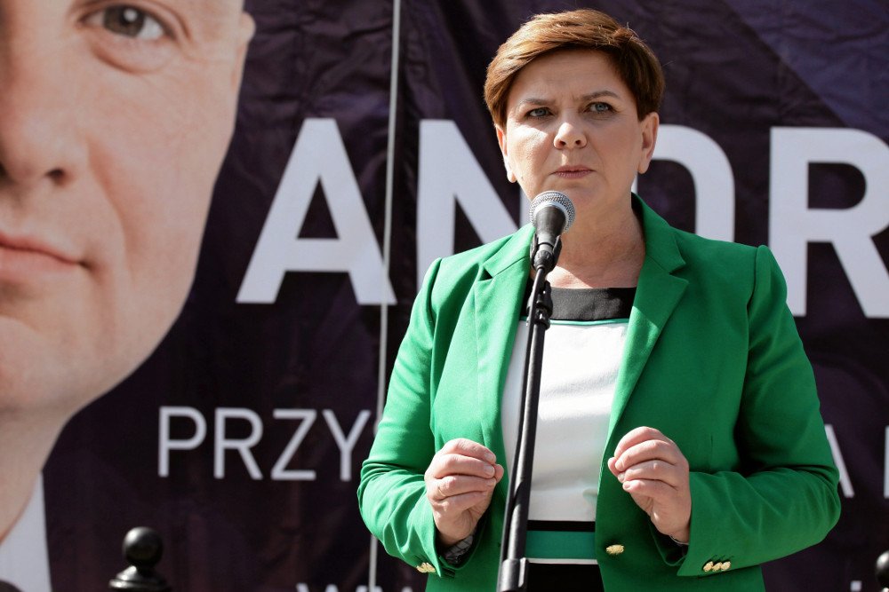 Beata Szydło zapewniła, że jest gotowa stanąć do debaty z premier Ewą Kopacz.