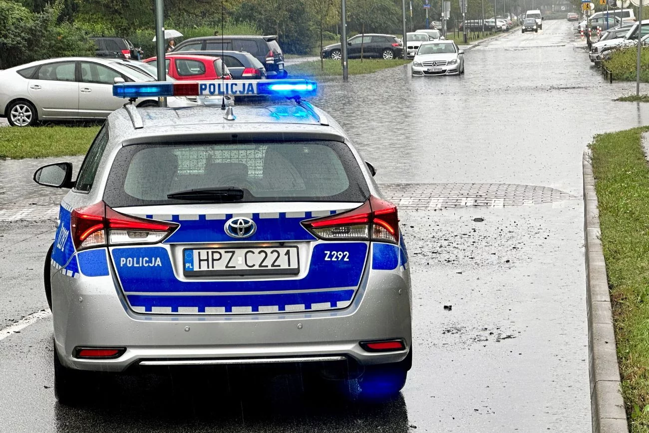Pilny apel policji w Warszawie. Chodzi o warunki pogodowe w stolicy.