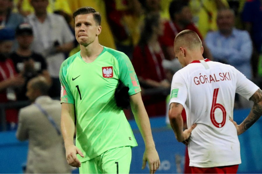 Wojciech Szczęsny aż trzy razy musiał wyciągać piłkę z siatki w meczu z Kolumbią.