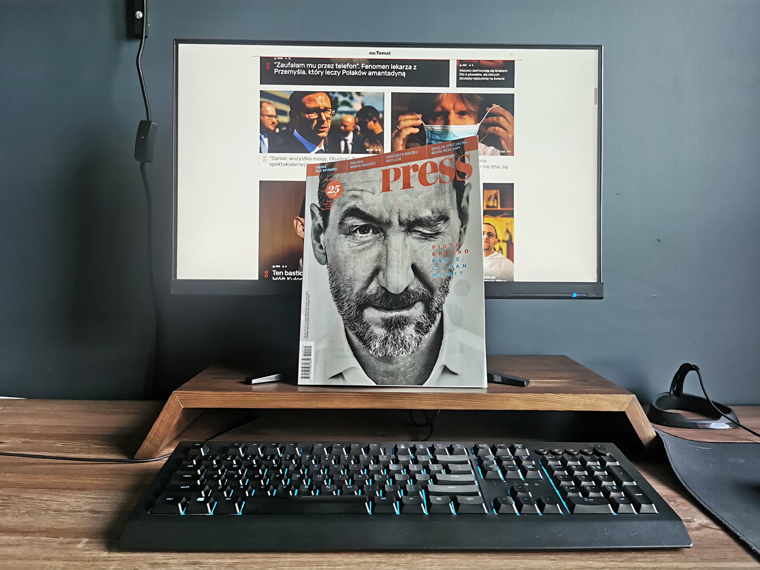 Okładkowy wywiad tym razem z Piotrem Kraśko. Swoją drogą polecam, ciekawa rozmowa.