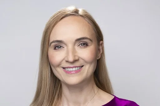 Agnieszka Isa, Dyrektor Generalna Avon Cosmetics Polska