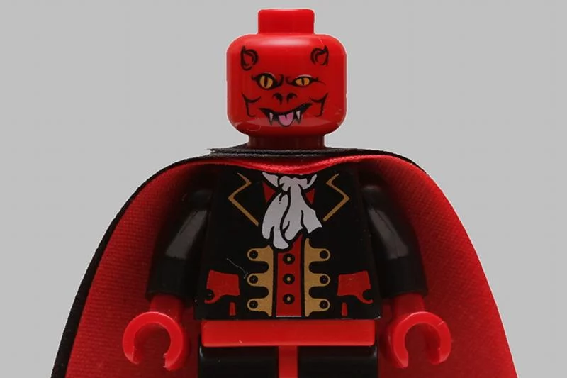 Badacze stwierdzili, że nowe figurki LEGO są mniej uśmiechnięte niż modele sprzed lat.