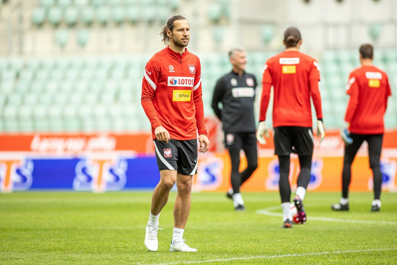 Grzegorz Krychowiak w nadchodzącym sezonie teoretycznie ponownie ma być piłkarzem rosyjskiego FK Krasnodar.